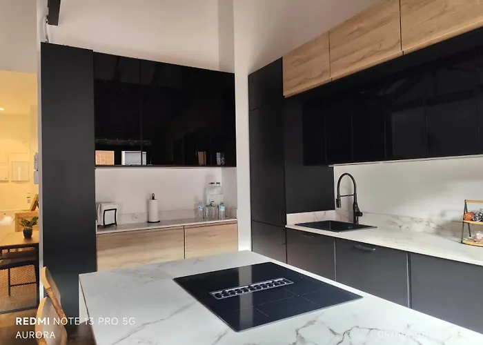 Apartman Parchis 1 *